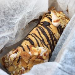 Mike's Pastry User Photo