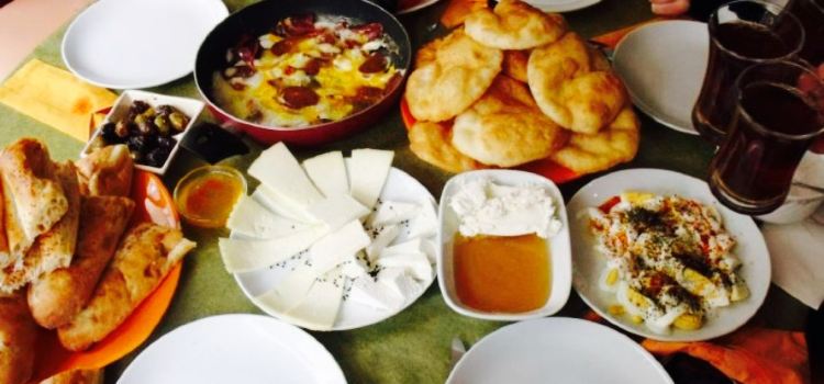 Saray Ciftligi Kahvalti ve Yemekevi
