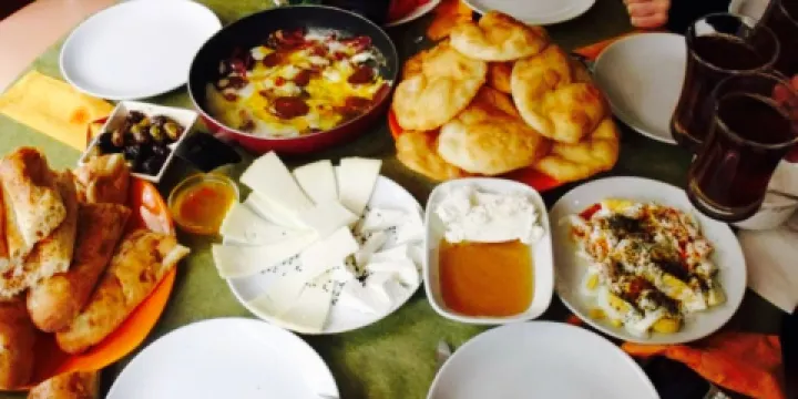 Saray Ciftligi Kahvalti ve Yemekevi