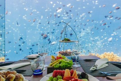 Sea Underwater Restaurant at Anantara Kihavah