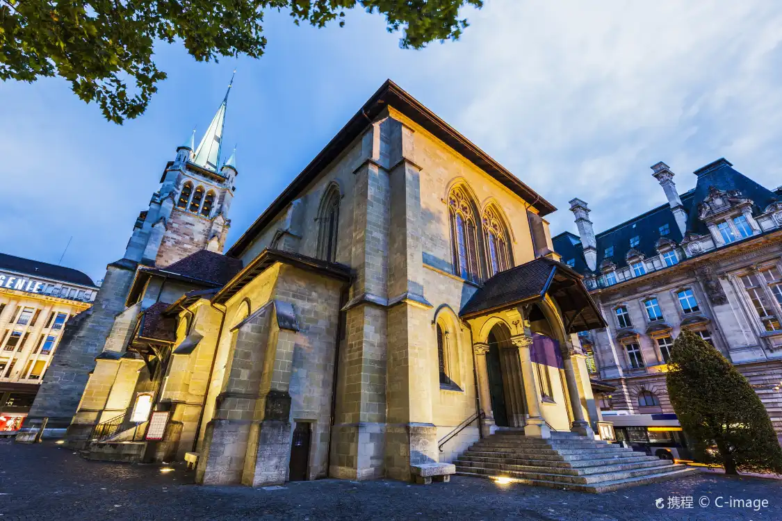 Hotels near Church of St. Francis