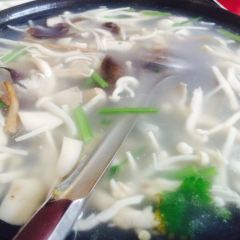 Xia Mei Ren Jia Local Restaurant (Historical Culture Dining Resort Branch) User Photo