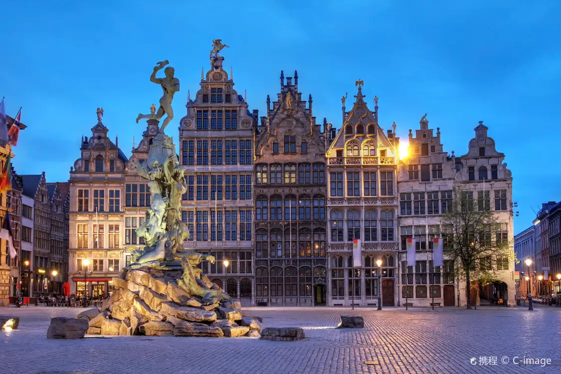Hotels near Grote Markt