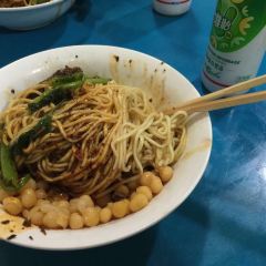 HUA SHI WAN ZA MIAN User Photo