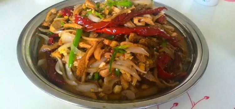 小席柴窝堡机密辣子鸡