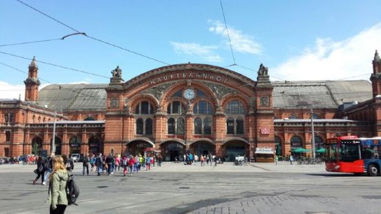 不來梅主火車站又被稱為不來梅中央火車站，它是德國的12個最大