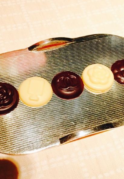 Beige Alain Ducasse Tokyo