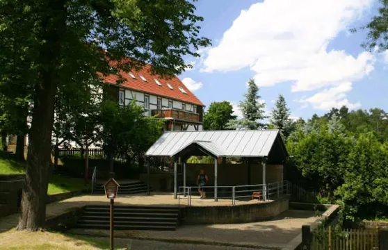 菲聯霍夫安德維德公寓