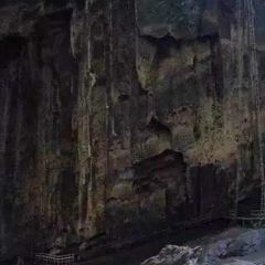 Kinabatangan ゴマントン洞窟 評判 案内 トリップドットコム