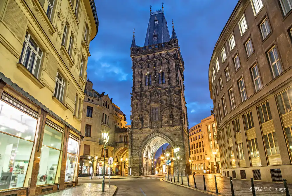 Hotels near The Powder Tower