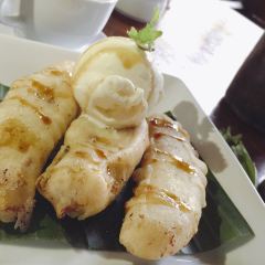 Batan Waru 여행 사진