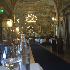 Le Train Bleu User Photo