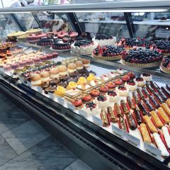 Bottega Louie User Photo