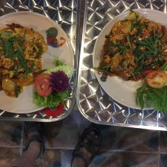 May & Zin Restaurant User Photo