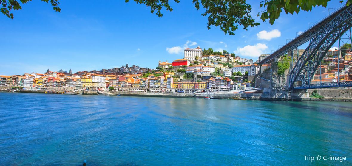 Porto Travel Guide 2024 - Things to Do, What To Eat & Tips