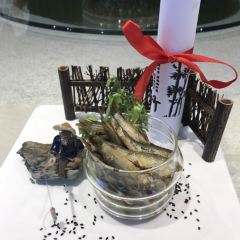 DE BAN ZHUANG YUAN CAO TANG CAN TING 여행 사진
