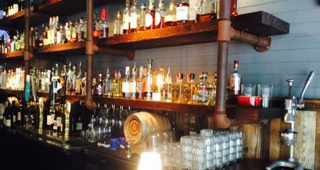 Calhoun Street Tavern