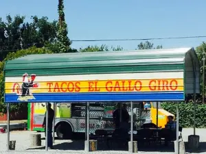 El Gallo Giro Taco Truck