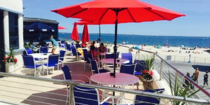 Sandbar Cafe - Ocean Beach Park