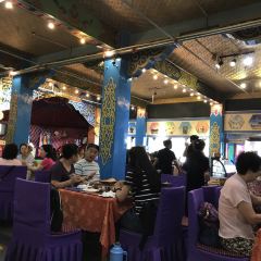 巴音杭盖蒙餐(阿拉坦合力街店) User Photo