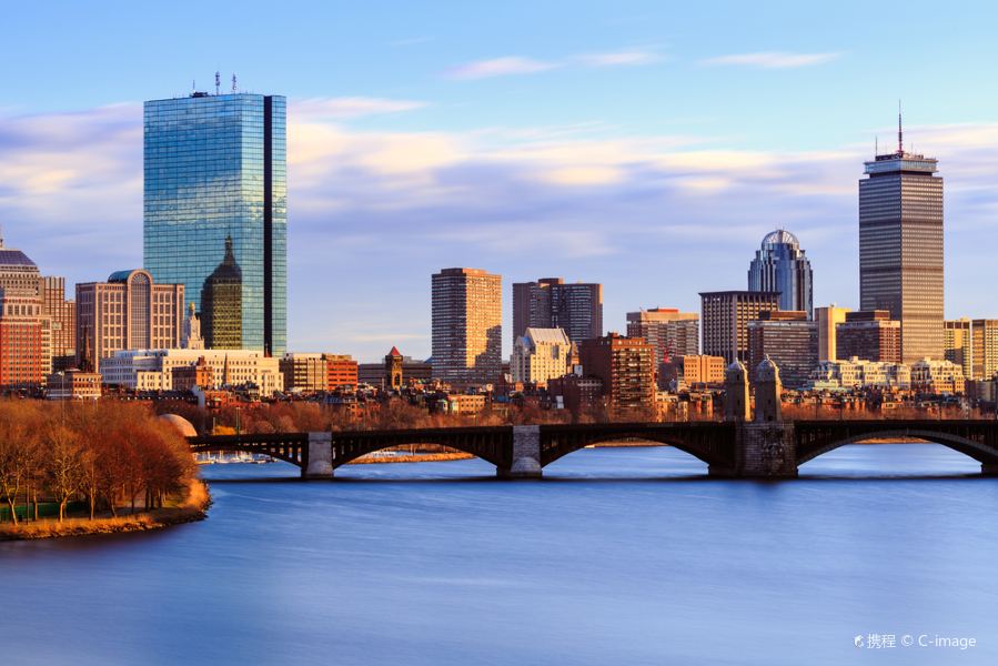 Paris to Boston Flights