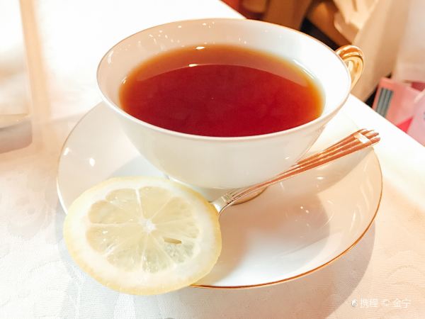 Shiseido SALON de Café