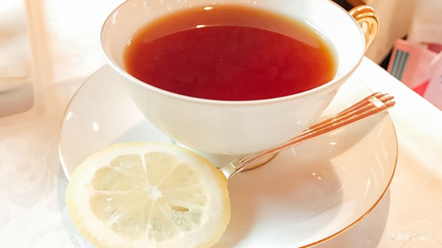 Shiseido SALON de Café