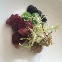 Yong Yi Ting User Photo