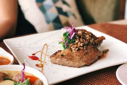 名典咖啡语茶(英德店)