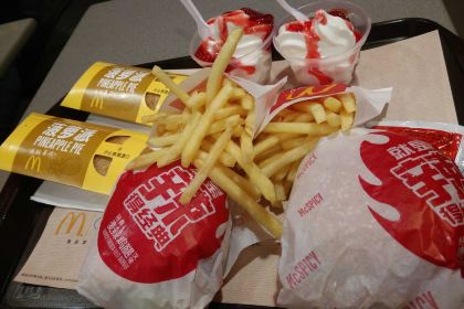 麥當勞（華貿天地店）