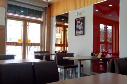 杨国福麻辣烫(五马祠街店)