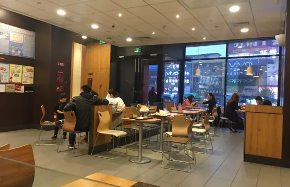 肯德基（萬德隆店）