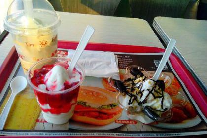 肯德基(融信店)