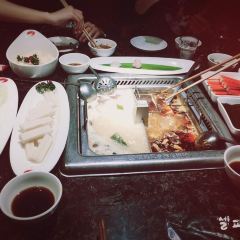 海底捞火锅(三盛国际店) User Photo