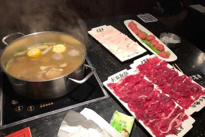 大喜牛鲜牛肉火锅(金山融侨里店)
