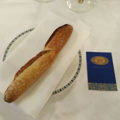 Le Train Bleu User Photo