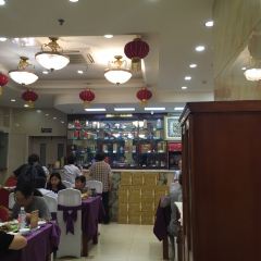 Yan Chun Lou User Photo