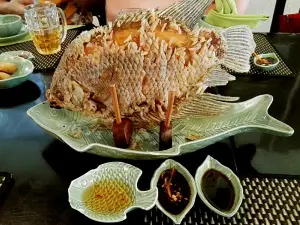 XIA LONG WAN YU CUN