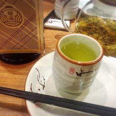 LUCK WIN TEAHOUSE User Photo