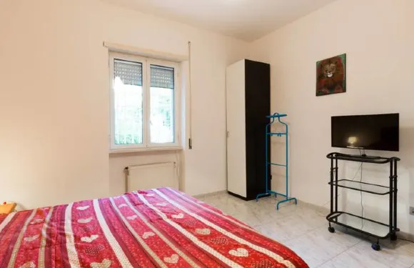 布拉西尼斯旅館