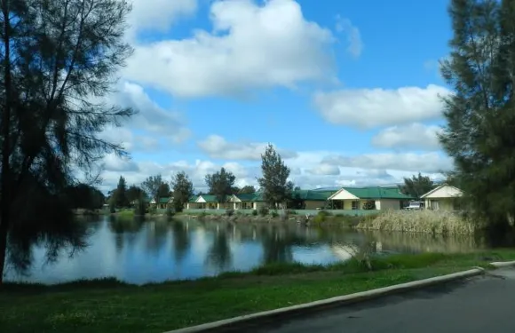 金色池塘度假屋