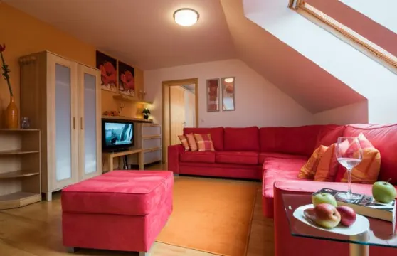 摩拉瓦託普利采公寓