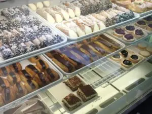Neil's New York Style Donut