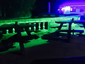Potters Steakhouse & Bar