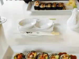Su Sushi Bar