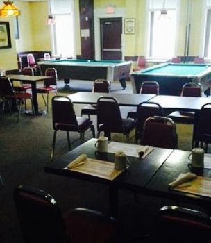 Mount Royal Restaurant & Tavern
