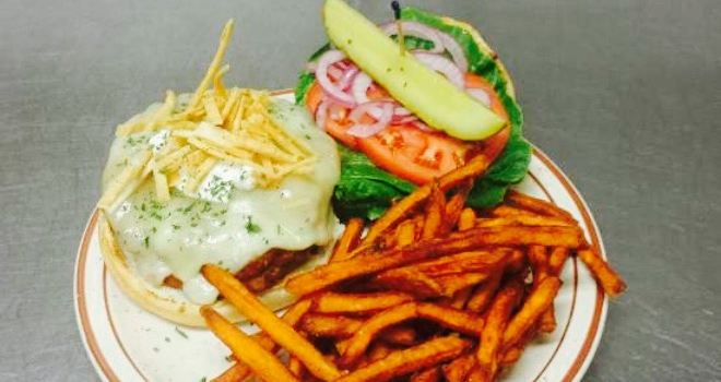 Wiseguys Sports Bar & Grill