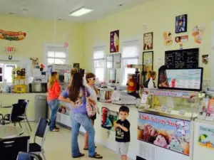 Scoops Ice Cream Shop