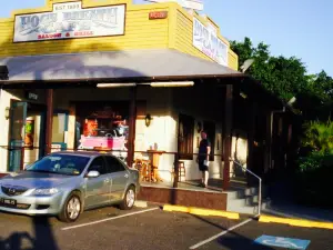 Hog's Breath Cafe