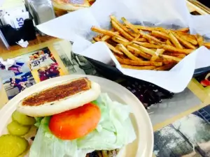 Marty's Diner